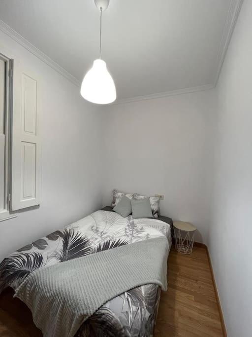 Atico Vintage Con Terraza Apartment Vigo Exterior photo