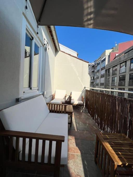 Atico Vintage Con Terraza Apartment Vigo Exterior photo